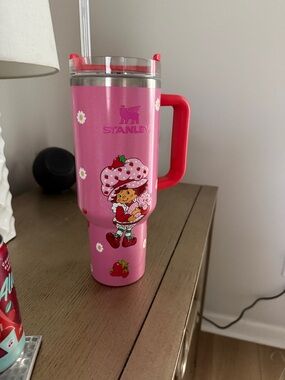 Stanley Pink Strawberry Shortcake 40 oz Tumbler